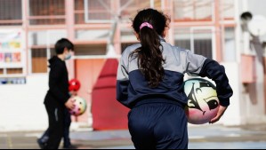 Suspenden clases en algunos colegios de Valparaíso por funeral de 'alto riesgo'