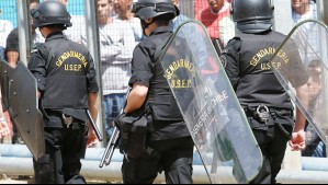 Denuncian que acusado de matar a carabinero habría recibido brutales golpizas al interior de la cárcel