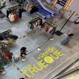 'Trueque +Verde': Falabella realiza feria en la que usuarios podrán intercambiar, donar o reciclar ropa