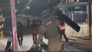 Dos trabajadores lesionados tras robo a bodegas de Starken en San Bernardo: Usaron técnica del 'alunizaje'