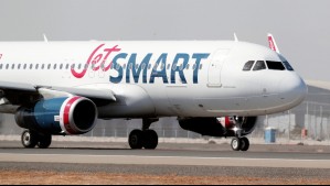 Avión aterriza de emergencia en Santiago por urgencia médica de pasajero