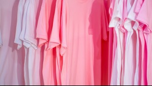 Discriminación a mujeres consumidoras: Proyecto busca prohibir el 'impuesto rosa'