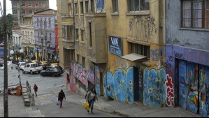 'Es muy similar al de una catástrofe': Habitantes denuncian grave deterioro de Valparaíso