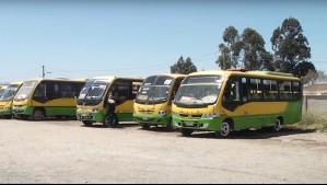 A micrero le enterraron un destornillador en el ojo y manejó ayudado por su pareja hasta el hospital en San Antonio