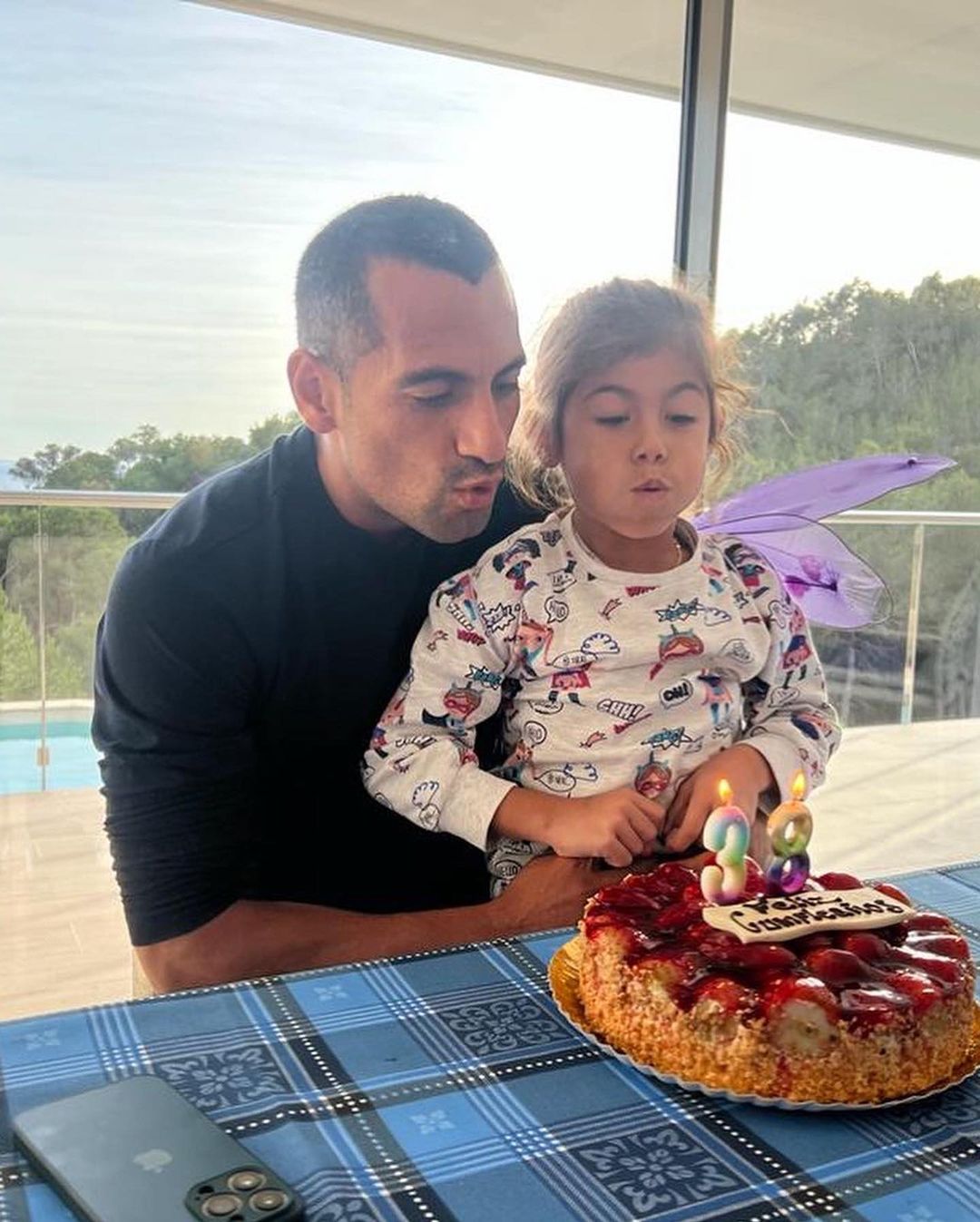 César Cortes y su hija