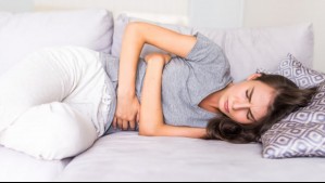 ¿Te sientes hinchado? Estos son los síntomas de SIBO, la enfermedad que afecta al sistema digestivo