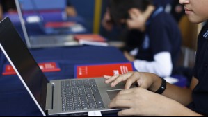 Becas TIC: Revisa qué estudiantes reciben el notebook gratuito