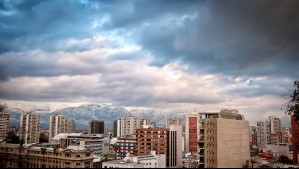 Sistema frontal: Emiten aviso por posibles tormentas eléctricas en la Región Metropolitana y otras zonas del país