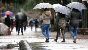 Pronostican cuánto podría llover este fin de semana en la Región Metropolitana: Sábado sería el día con más intensidad
