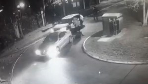 Mujer golpea a sujeto para evitar 'abordazo' en Vitacura: Delincuentes huyeron con un millón en especies