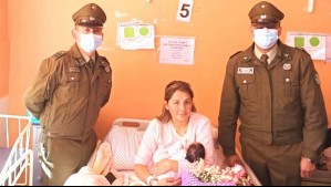 Mujer da a luz en su auto tras encontrarse con un taco mientras estaba en trabajo de parto