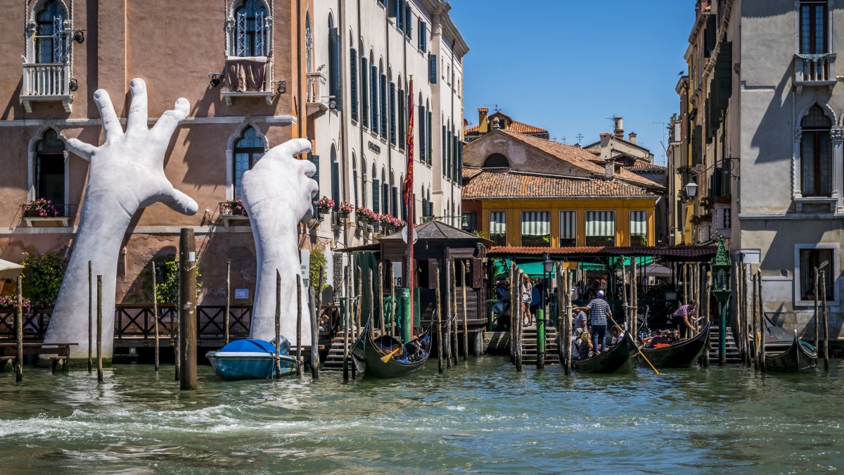 Académicos de la U. San Sebastián expondrán proyecto seleccionado para representar a Chile en Bienal de Venecia