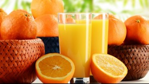 ¿Por qué no deberías tomar jugo de naranja al desayuno? Esto dicen los expertos
