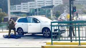 Disparos afuera de colegio de Reñaca: Carabinero usa su arma para detener a acusados de robo