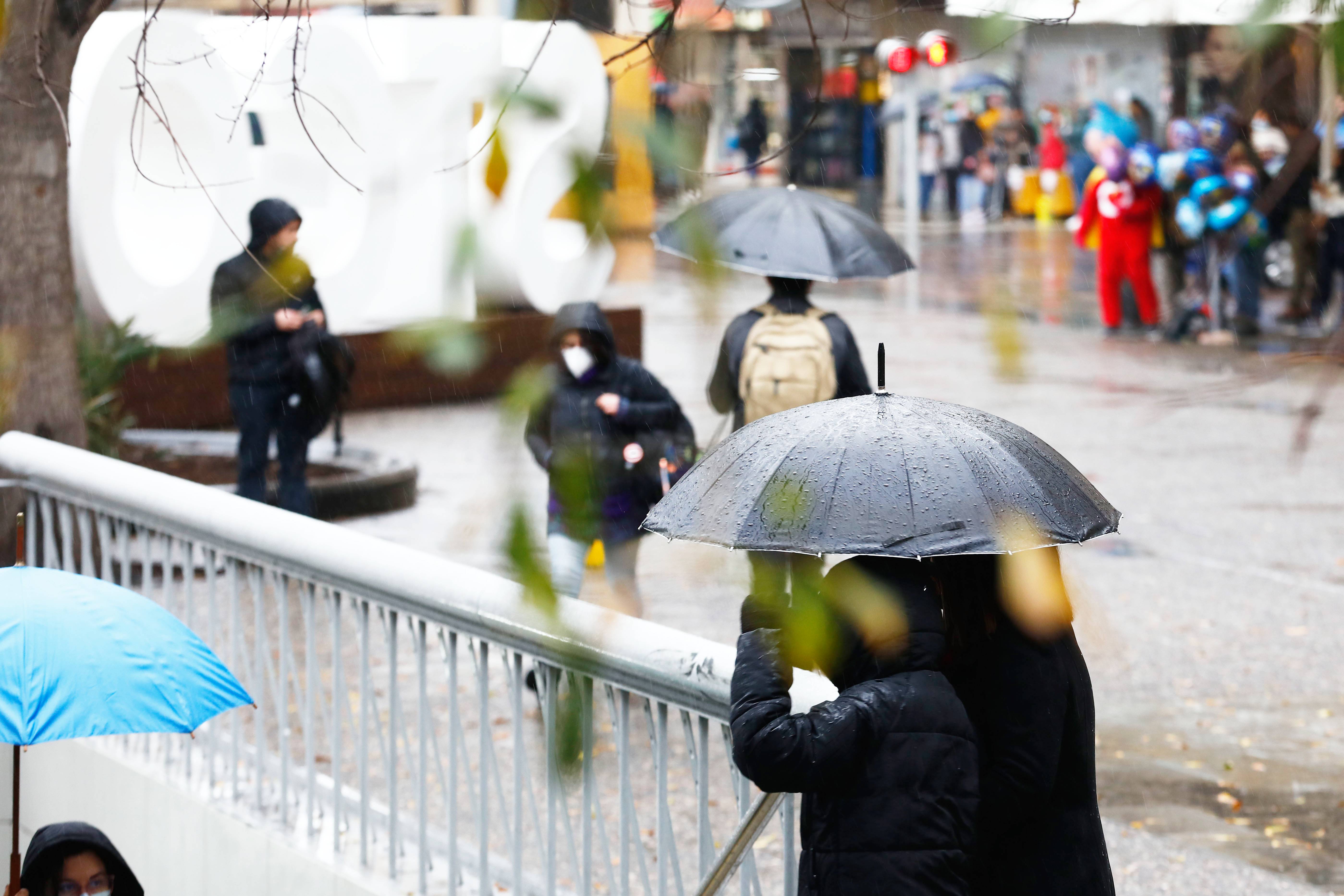 ¿Cuándo Volverá A Llover En Santiago?: Pronostican Probabilidad De ...