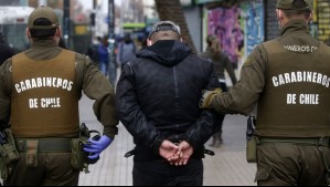 A solo cuadras de la casa presidencial: Carabineros detiene a banda delictual que portaba armas de fuego