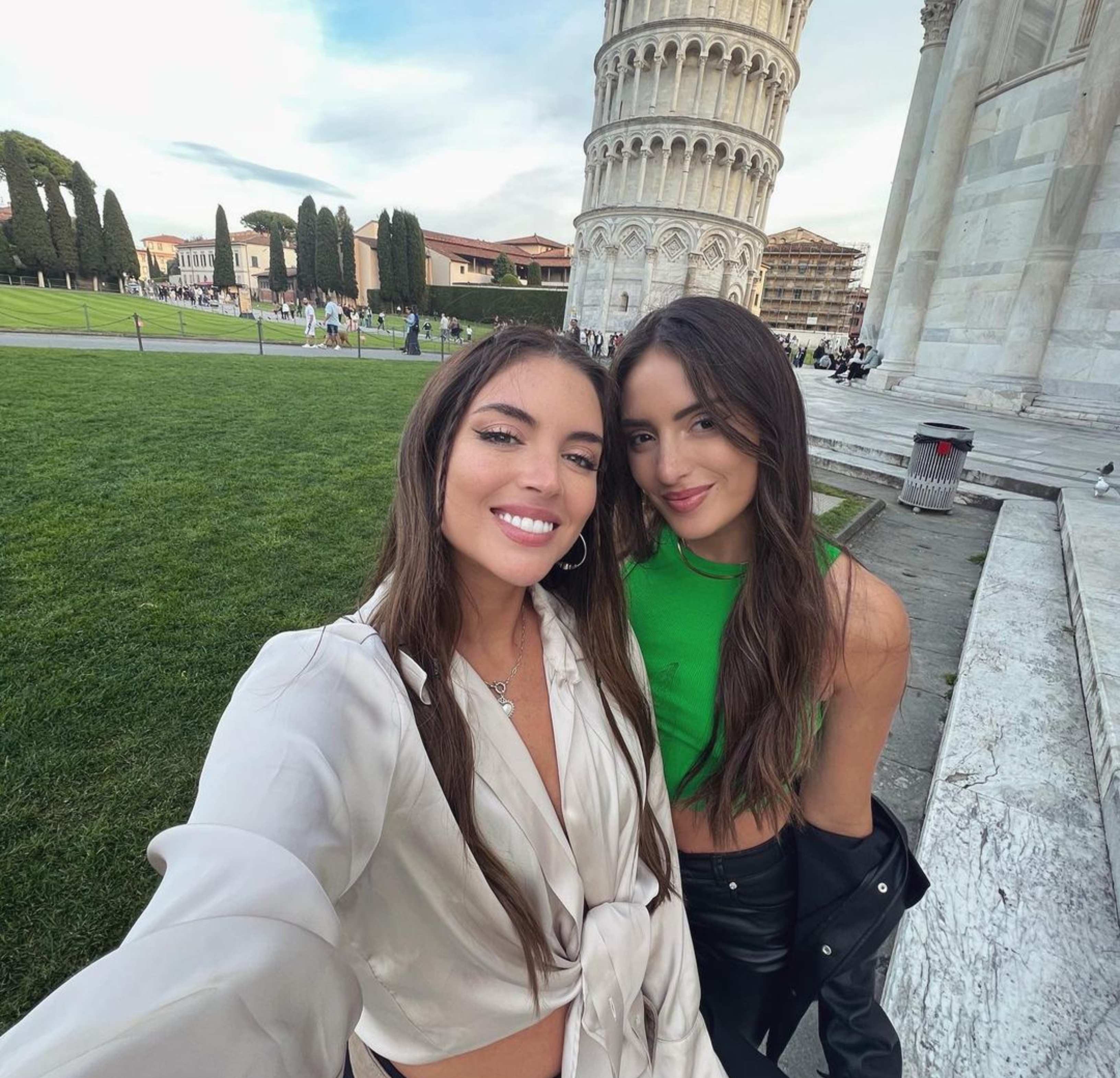 Coni y Romina Piccoli en Italia