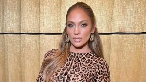 Con jeans y zapatillas: Jennifer Lopez va de compras con su hija Emme en su versión más informal