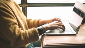 Gobierno prepara proyecto para permitir el teletrabajo de padres y cuidadores: ¿Cuáles serían los requisitos?