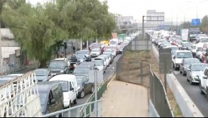 Masiva fiscalización vehicular en plena Autopista Central provoca gran congestión