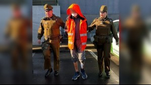 Hombre entró a robar a un colegio en Chillán y fue sorprendido comiendo en la cocina