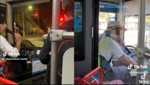 'Necesito subirme a esa micro': Chofer deslumbra como 'animador' en bus del transporte público