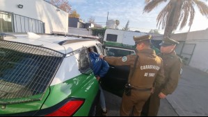 Hombre fue secuestrado y llevado hasta su casa para robarle: Carabineros lo encontró maniatado junto a los ladrones