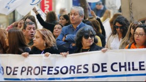 Colegio de Profesores Metropolitano anuncia paro de advertencia para el próximo miércoles