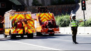 Conductor muere calcinado tras chocar contra barreras de contención en Chicureo