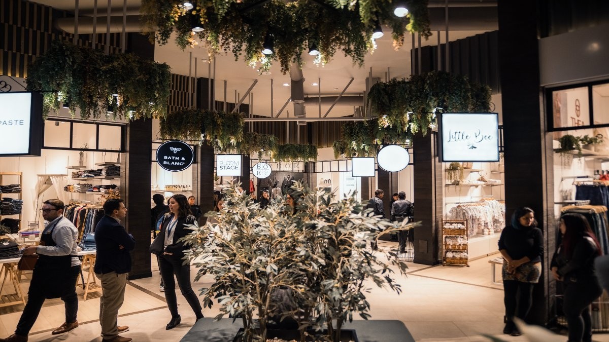 'Inspirado en las callecitas de Europa': Mall Alto Las Condes inaugura espacio dedicado a tiendas boutique