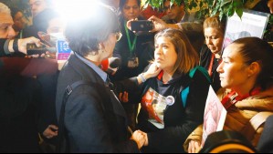 'Siento que ella nos escuchó': Madres de lactantes fallecidos por virus sincicial se reunieron con ministra de Salud