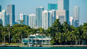 Chilenos ocupan primer lugar como los compradores de viviendas más costosas en Miami