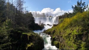 El antes y después del Salto del Laja tras intensas lluvias en el sur del país