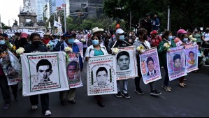 Encarcelan a 8 militares en México por desaparición de estudiantes de Ayotzianpa