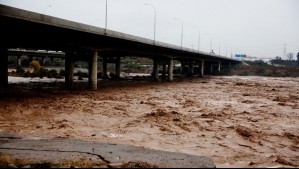 Nuevo balance Senapred: 4 personas desaparecidas y casi 1.500 viviendas destruidas