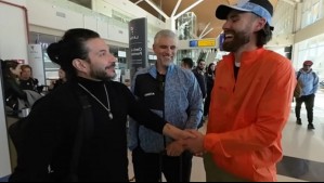 'Encantado de conocerte': Felipe Avello se encontró con Ben Brereton en el aeropuerto de Calama