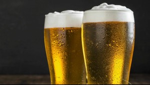 ¿Eres amante de la cerveza? Los tres alimentos que no deberías mezclar con este brebaje