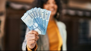Pago anual del Bono Mujer Trabajadora: ¿Quiénes recibirían un monto de hasta $570 mil?