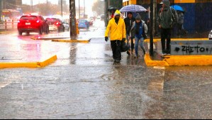 Emiten alerta por precipitaciones 'moderadas a fuertes en corto periodo de tiempo' en dos regiones