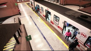 Metro de Santiago normaliza frecuencia en Línea 1