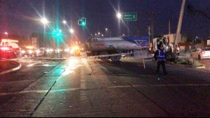 Camión de combustible colisiona con vehículo que traía a nueve ocupantes en Camino a Melipilla: Tres en riesgo vital