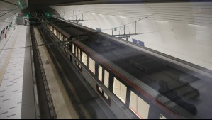 Metro de Santiago informa que 'se restablece servicio en Línea 3'