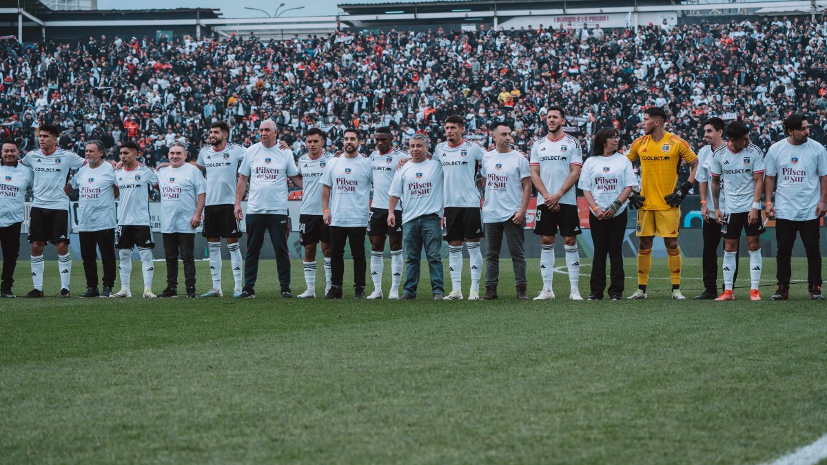 Tras ganar un concurso: Grupo de hinchas cumplió su sueño y escoltó a plantel de Colo-Colo en partido contra O'Higgins