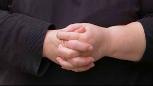 'No llevaban nada para fumigar': Encargada del aseo cuenta cómo alertó que estaban robando el ministerio