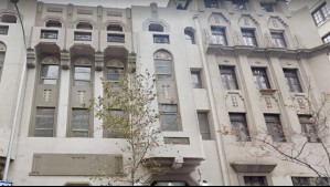 De oficinas a viviendas: Los edificios patrimoniales del centro de Santiago que pasarán a ser habitados