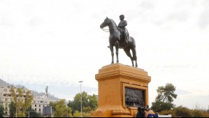 Solicitan al Presidente Boric retornar estatua del general Baquedano a Plaza Italia