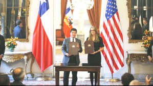 Chile firma convenio con Estados Unidos para mantener la Visa Waiver
