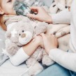 Conoce detalles sobre una nueva inyección preventiva contra el virus sincicial en lactantes, el cual fue recomendado por los Centros para el Control y la Prevención de Enfermedades de Estados Unidos.