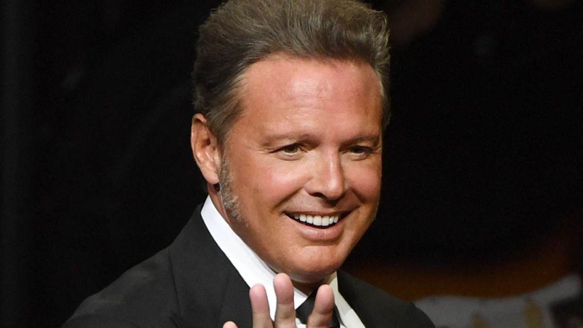 El cambio físico que Luis Miguel presentó en su primer concierto en