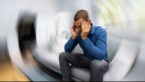 Desde zumbidos hasta náuseas: Estos son los síntomas del vértigo